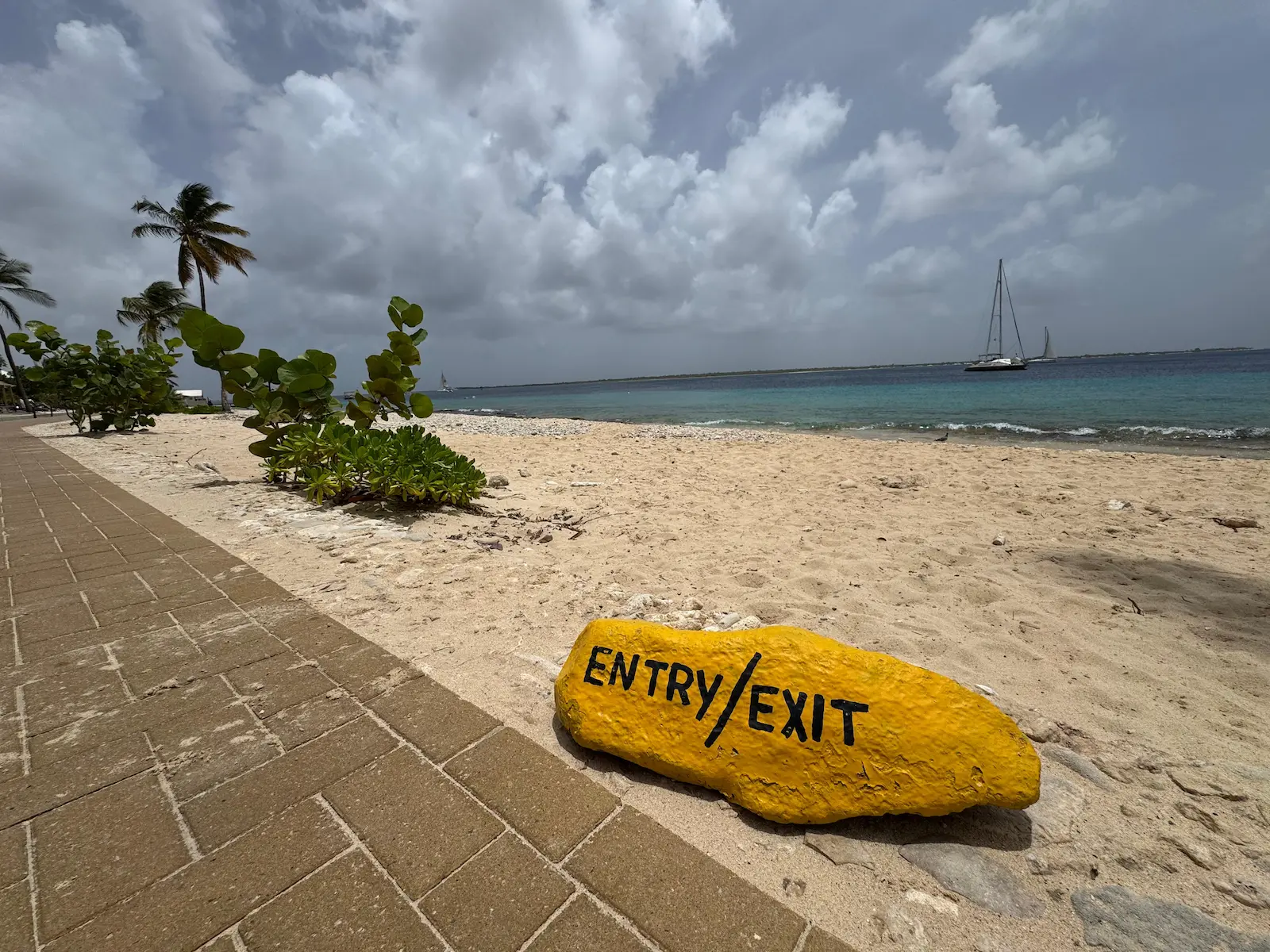 Bonaire Bari FrontPorch (3)
