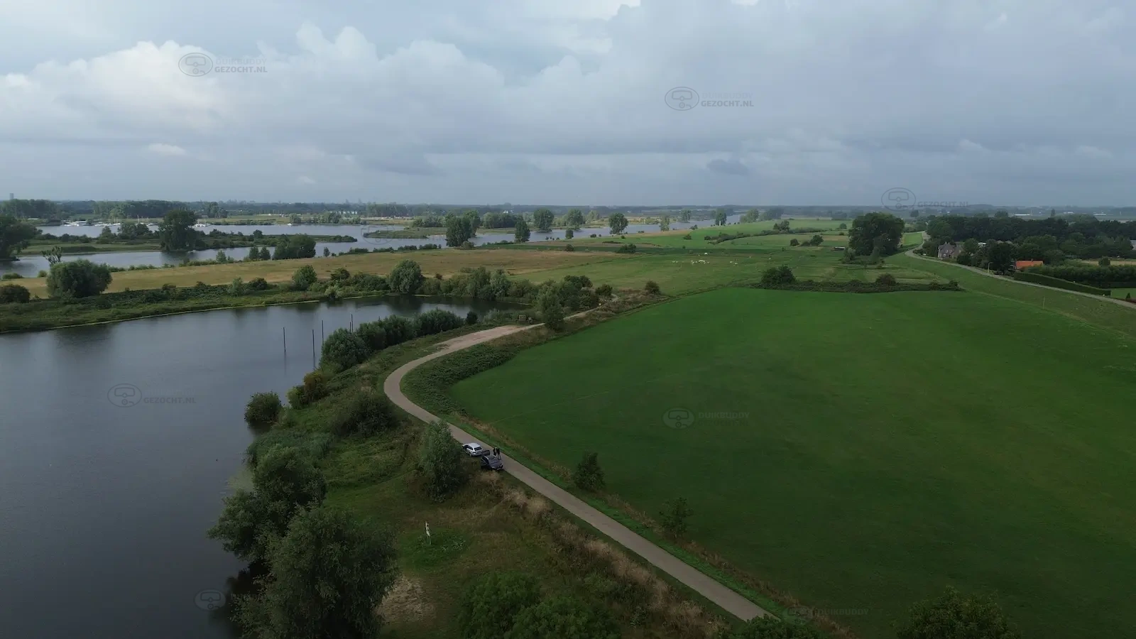 Vervallen haven luchtfoto